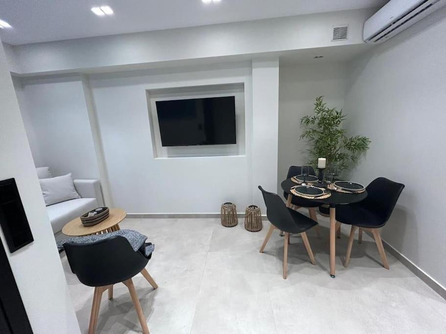 Bluemotion - Just Sleep Apartment Piraeus Exterior photo